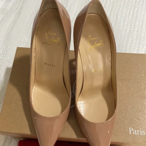 Authentic Christian Louboutin nude 38.5 red bottoms heels - Picture 8 of 9